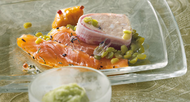 Aalterrine, marinierter Lachs und Minzsorbet