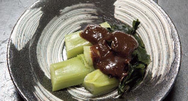 Sunomono: Gemüsesalat mit Algen und Reisessig (Essig = su)