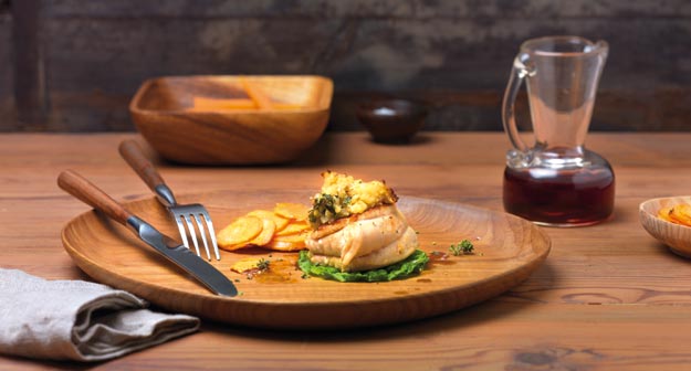 Turkey Tournedos mit Maple Syrup unter einer Kastanien-Kruste, serviert mit einer Süsskartoffel-Rosette