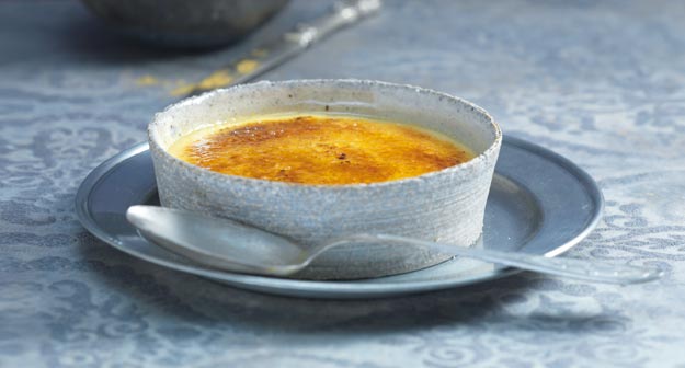 Crème brûlée aus Gänseleber mit Ingwer und Koriander