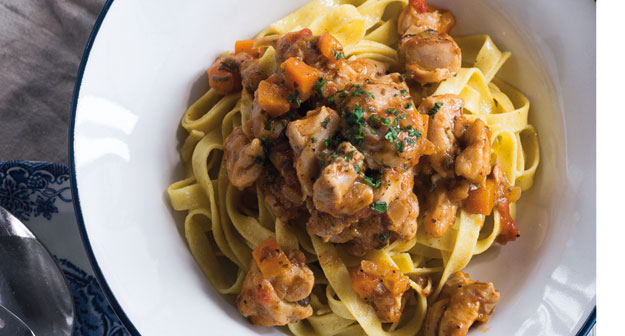 Pappardelle di Mais al Ragù di Coniglio